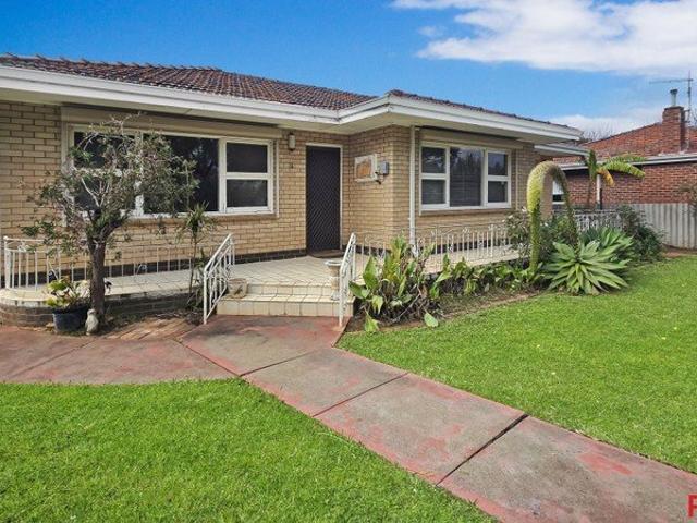 Freshly Renovated 3 Bedroom Family Home Fantastic Location!