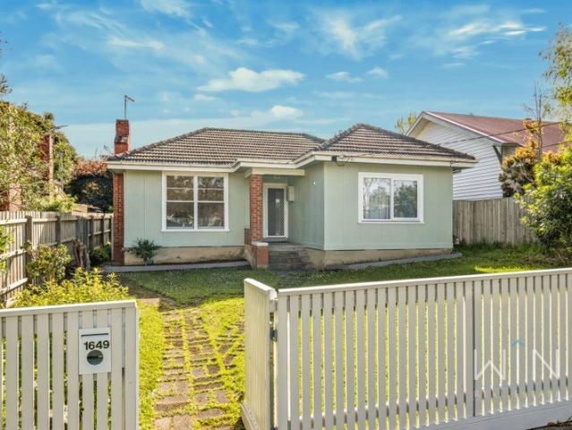 Freshly Renovated 3 Bedroom Home with Stylish Outdoor Living