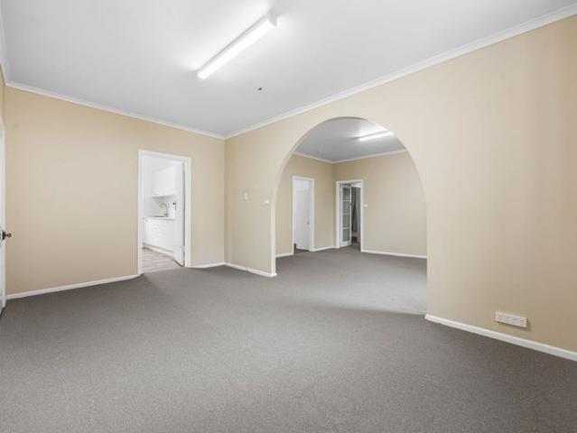 FRESHLY RENOVATED 3 BEDROOM HOME WITH SPACIOUS YARDS
