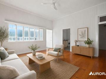 Freshly Renovated 3 Bedroom Home Close to Cafes, Transport & City views