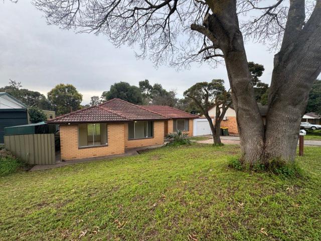 Freshly Renovated 3 Bedroom Home In Prime Location!