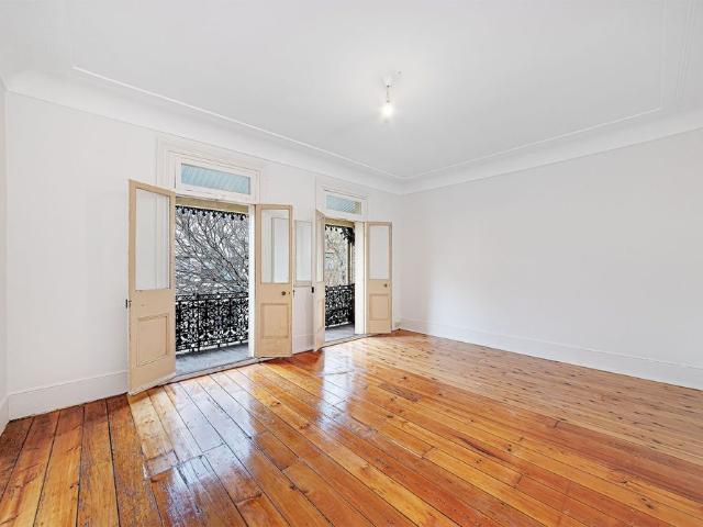 Freshly Renovated Three Bedroom Terrace
