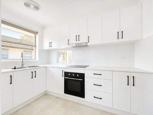 Freshly Renovated Top Floor 2 Bedroom Unit in Prime Cabramatta Location