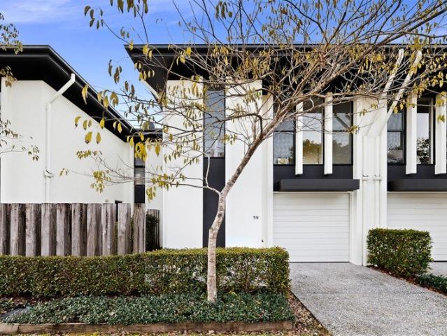 Freshly Renovated Townhouse in the Sought After Gardene Estate