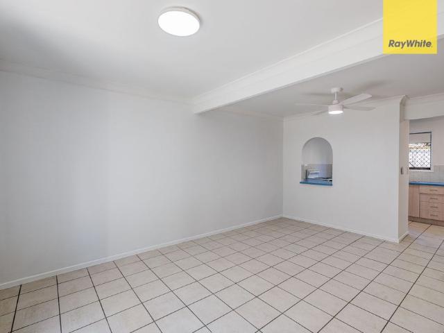 Freshly Renovated Townhouse Living in the Heart of Woodridge