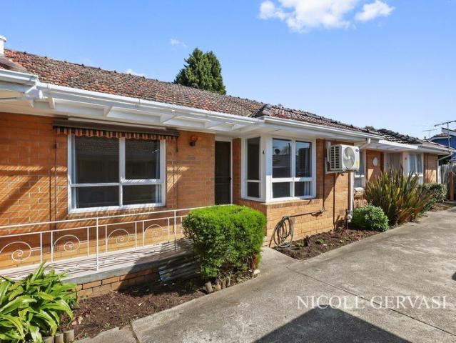 Freshly Renovated Two Bedroom Unit