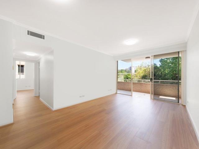 Freshly Renovated Two Bedroom Apartment with Resort Style Facilities