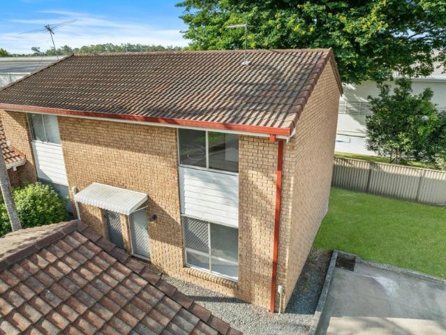 Freshly Renovated Two Storey Unit in Quiet Complex