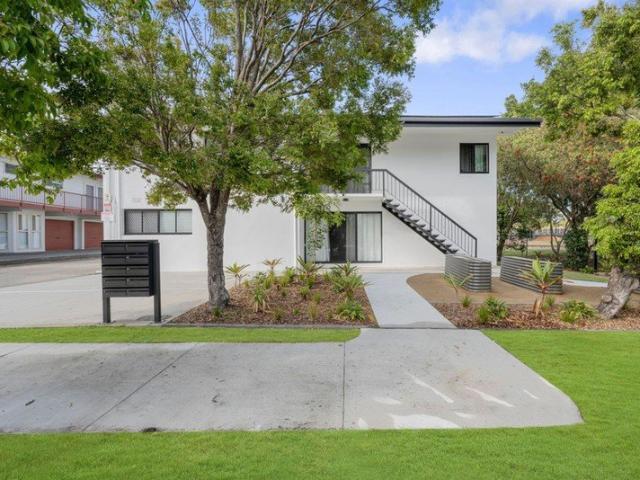 Freshly Renovated Unit & Conveniently Located in Zillmere