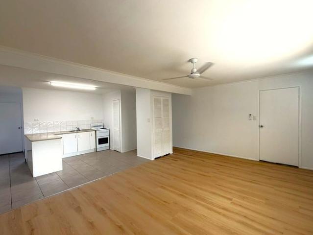 Freshly Renovated Unit in a Convenient Central Location