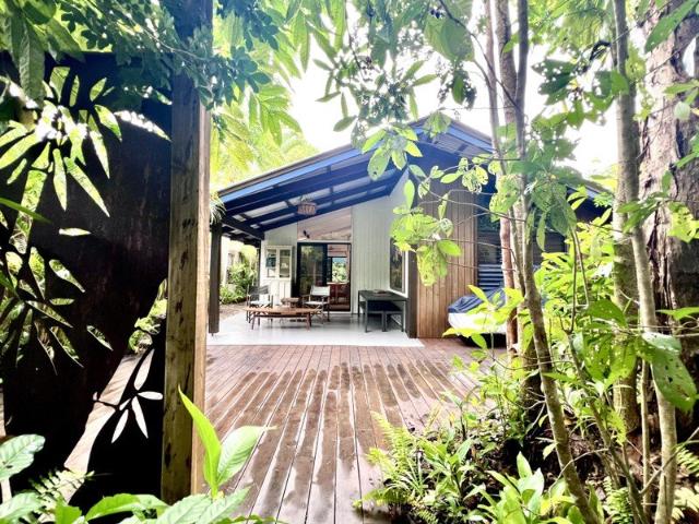 Freshly Renovated Villa in an Absolute Beachfront Setting