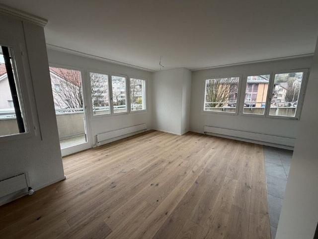 Freshly renovated and stylishly redesigned – living like in a new building!