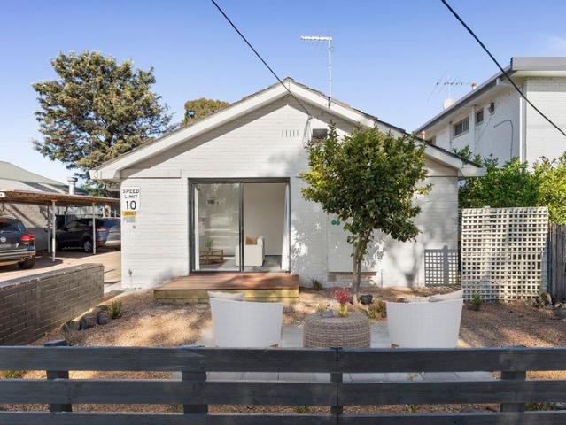 Freshly renovated and perfectly positioned!