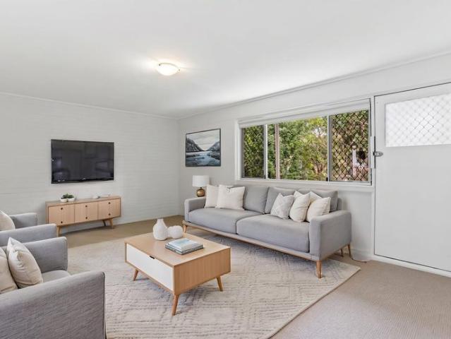 Freshly Renovated Apartment in the Heart of New Farm