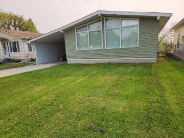 Freshly Renovated Bungalow Open Concept w/large windows