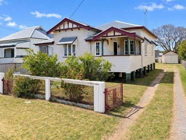 Freshly Renovated Charm Stylish 3 Bedroom Home