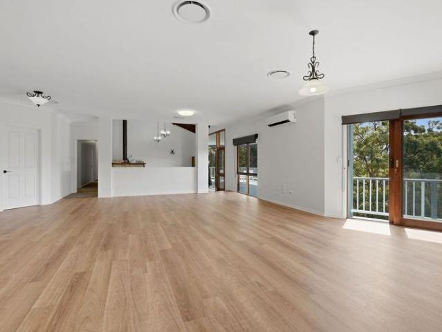 Freshly Renovated Dual Living Home with Beautiful Mountain Views