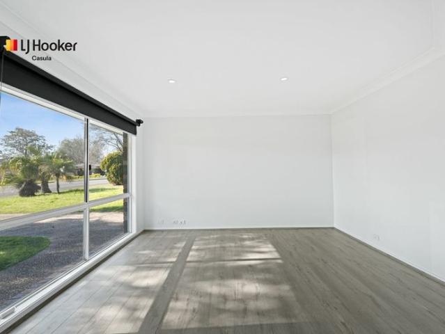 Freshly Renovated Family Home with Huge Outdoor Entertaining
