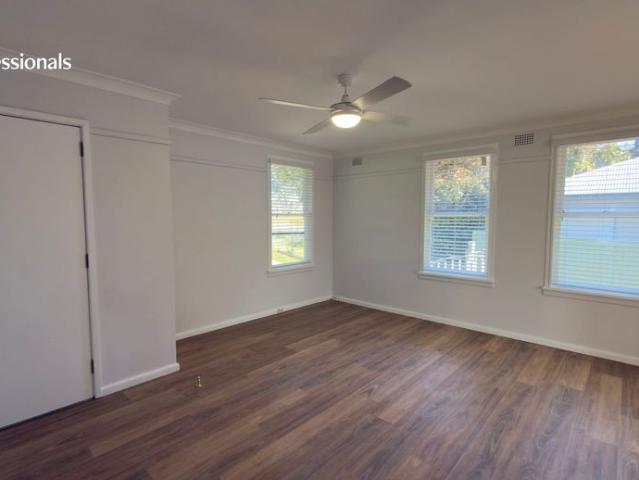 Freshly Renovated Family Home – Everything New and Ready for You