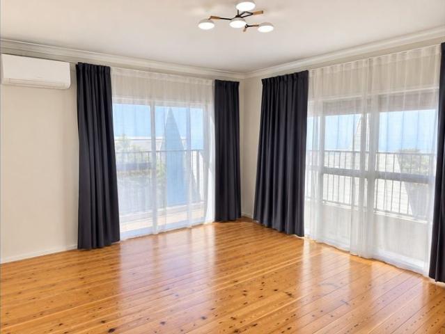 FRESHLY RENOVATED FAMILY HOME IN THE HEART OF ULLADULLA