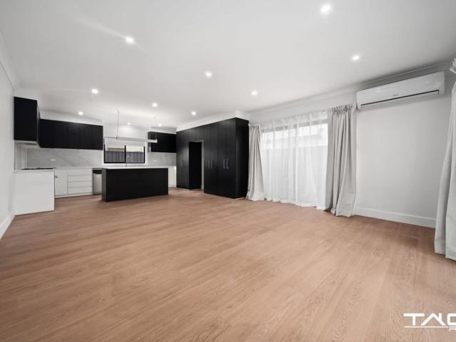 FRESHLY RENOVATED FAMILY HOME IN A PRIME CONVENIENT LOCATION!