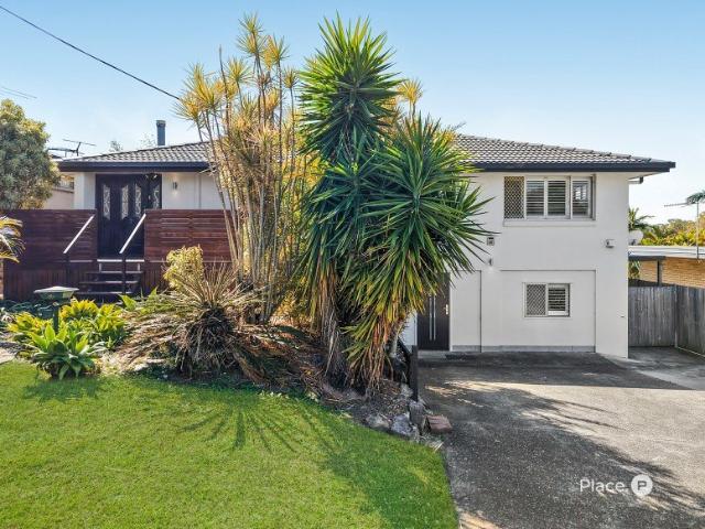 Freshly Renovated Family Living with Exceptional Dual Living Potential