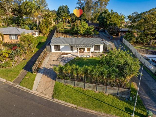 FRESHLY RENOVATED FAMILY RESIDENCE / PEACEFUL NERANG LOCATION