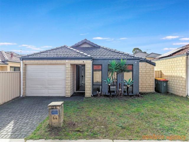 Freshly Renovated & First Home Buyer Ready Welcome to 64 Jedburgh Loop, Sinagra!