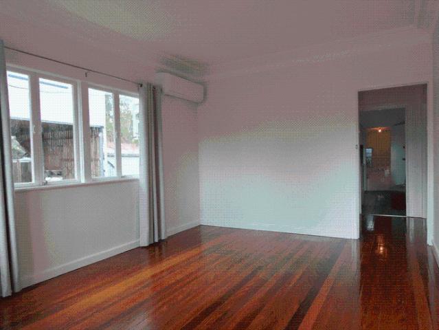 Freshly Renovated, Fully Fenced and ready for you to move in