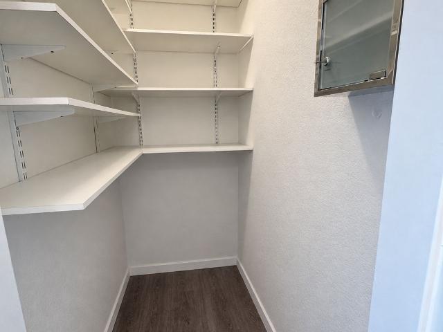 Freshly renovated & furnished: 3 rooms with loggia opposite Bremen East Clinic, Bremen Amsterdam Apartments for Rent