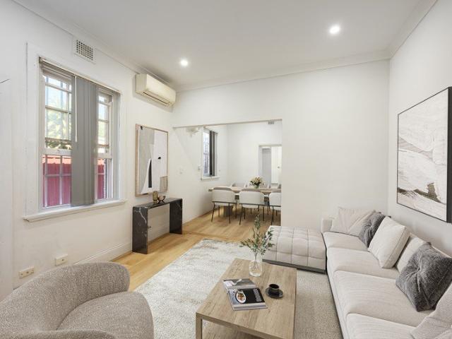 Freshly Renovated Gem in a Prime Belmore Location