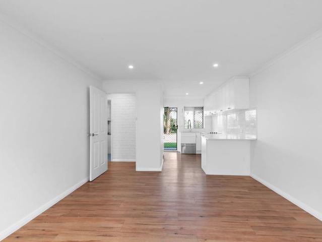 Freshly Renovated Ground Floor Apartment with Impressive Outdoor Living