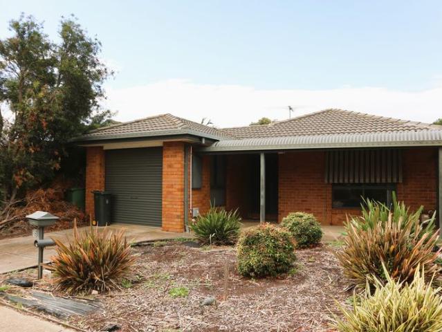 Freshly renovated in the heart of Hoppers