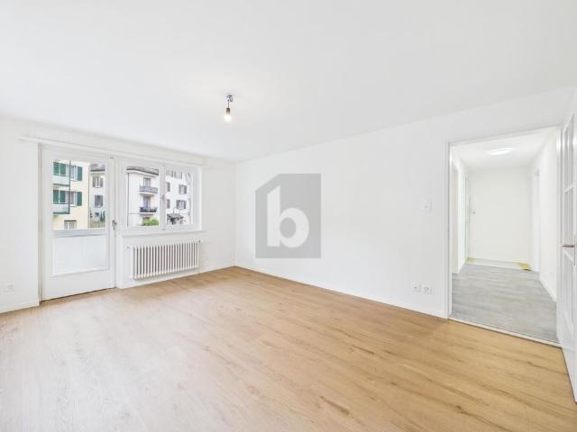 FRESHLY RENOVATED IN THE QUIET RESIDENTIAL AREA