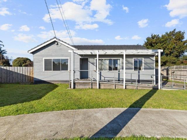 Freshly Renovated in a West End Court