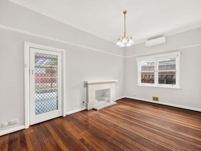 Freshly Renovated Living in East Perth