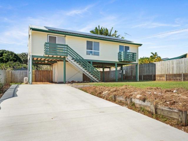 Freshly Renovated Living in Peaceful Dundowran