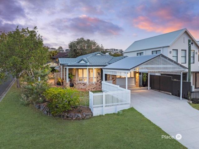 Freshly Renovated, Low Set Home on an Elevated Corner Block