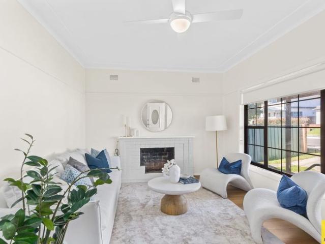 Freshly Renovated & Move In Ready!