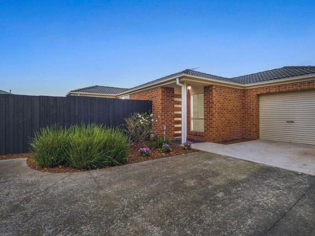 Freshly Renovated & Perfectly Positioned!