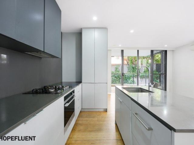 Freshly renovated ready to move in, must be sold, contact agent