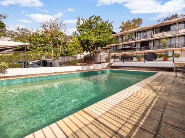 Freshly Renovated Riverside Retreat in the Heart of Highgate Hill