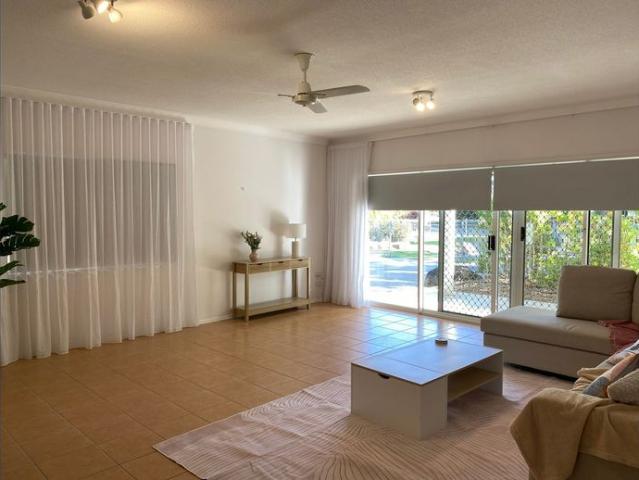 Freshly Renovated, Semi Furnished Unit in Peaceful Cannonvale