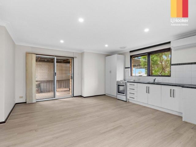 FRESHLY RENOVATED! SIMPLY MOVE IN!