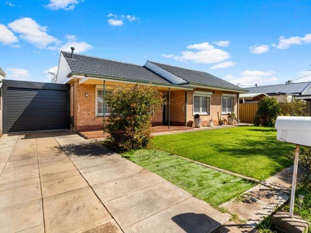 Freshly Renovated, Spacious & Exceptionally Convenient