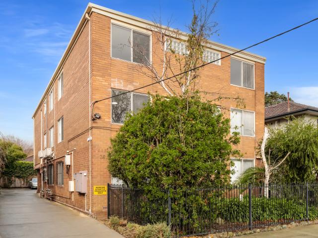 Freshly Renovated Style in the Heart of Prahran!