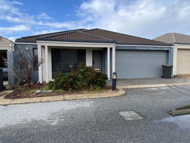 PERFECTLY LOCATED PERFECT FOR FAMILY