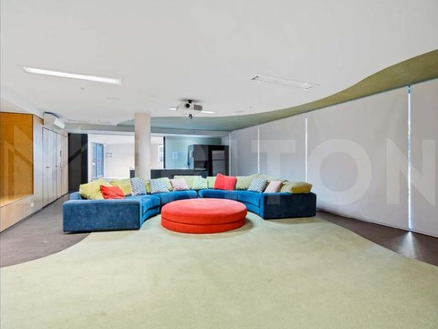 Freshly Updated 2 Bedroom Haven with Secure Parking & Central Convenience