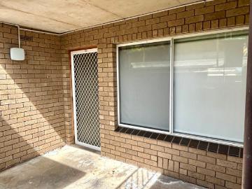 Freshly Updated 2 Bedroom Unit