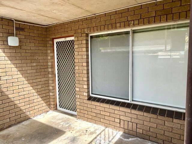 Freshly Updated 2 Bedroom Unit